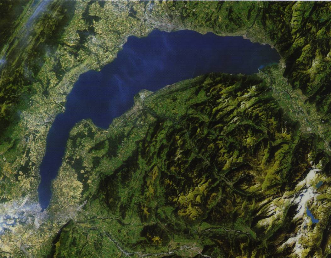 Landsat-5 TM. Région du lac Léman. 06/09/86, 9h30. Altitude du satellite 705 km. Largeur explorée 185 km.